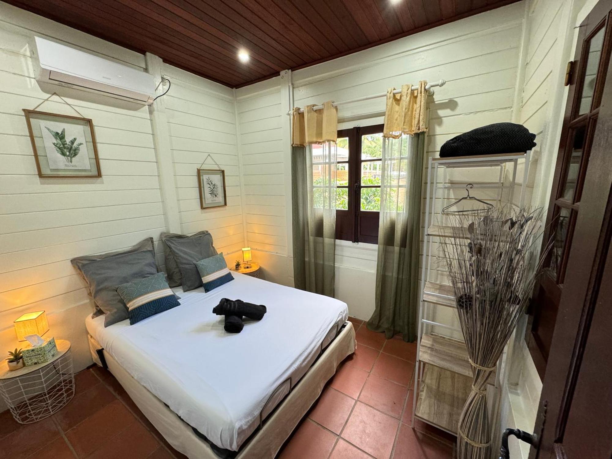 Le Gaspardo , 2 Chambres Climatisees , A 2 Mins A Pied De La Plage , Wifi , Jardin Clos, Parking ,Sans Vis-A-Vis Le Carbet Buitenkant foto