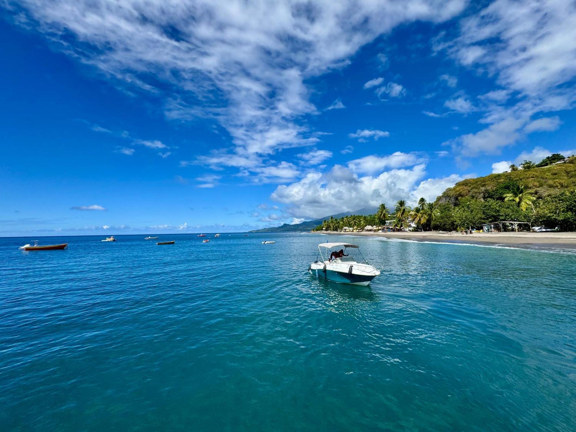 Le Gaspardo , 2 Chambres Climatisees , A 2 Mins A Pied De La Plage , Wifi , Jardin Clos, Parking ,Sans Vis-A-Vis Le Carbet Buitenkant foto